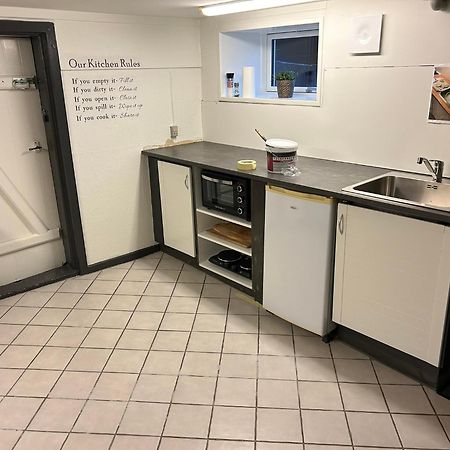 H. C. Lumbyes Vej - Kaelderlejlighed Odense Eksteriør bilde